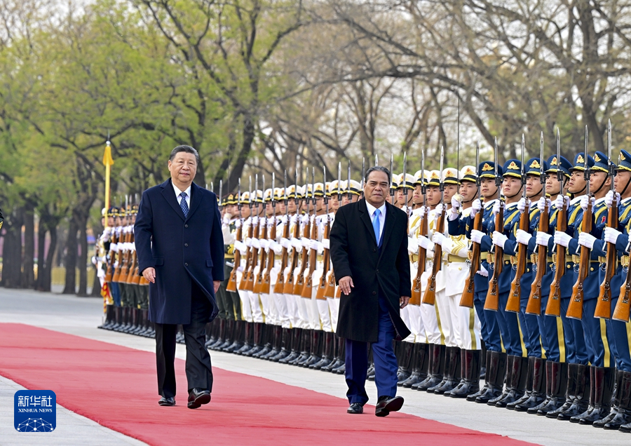 习近平同密克罗尼西亚联邦总统西米纳会谈